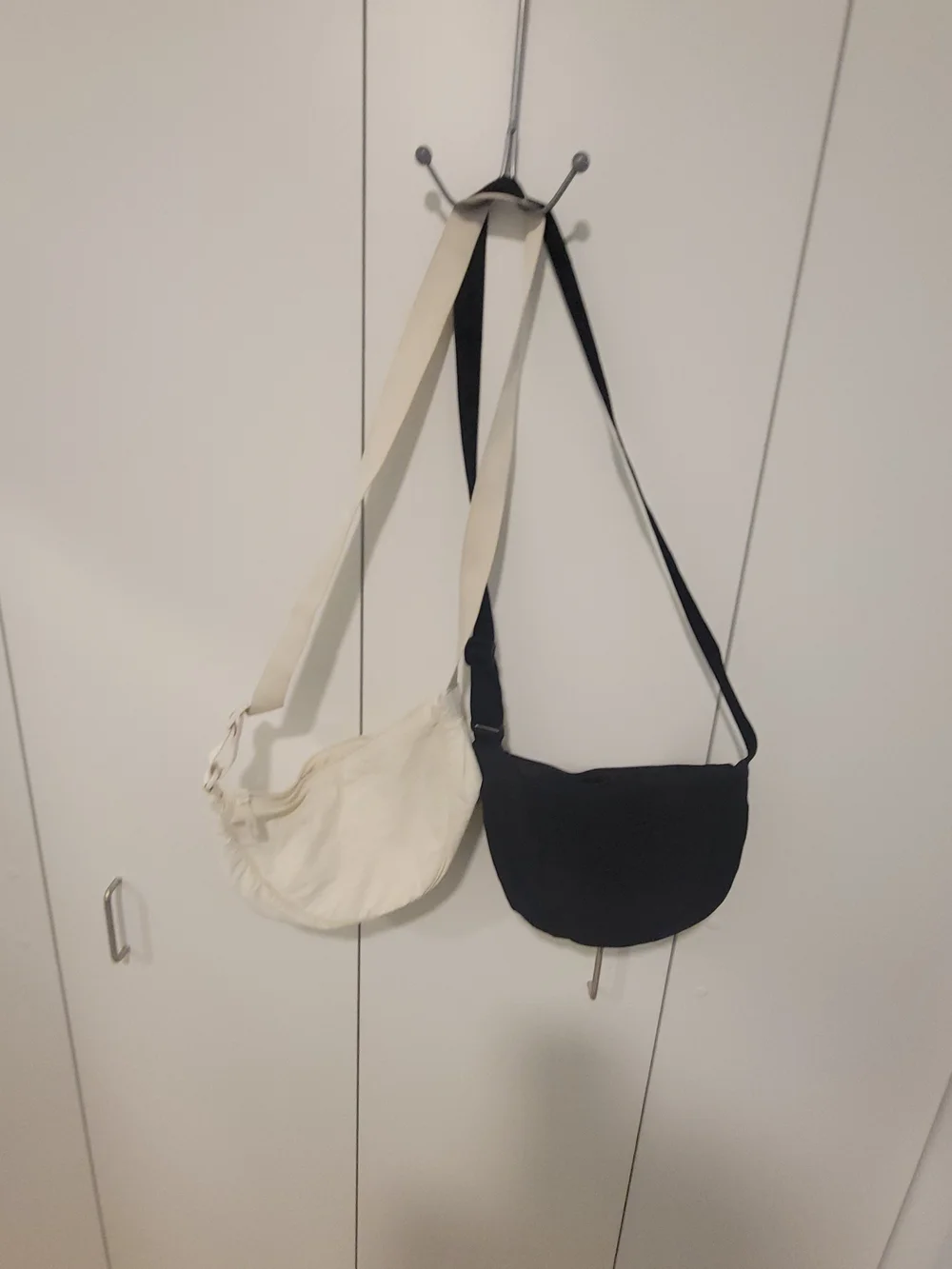 Uniqlo (2) Crescent Crossbody Bags 1 Cream, 1 Black 1 Price!